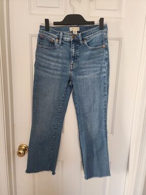 Madewell Medium Blue Mid-Rise Kick Out Cropped Straight Jeans Size 27